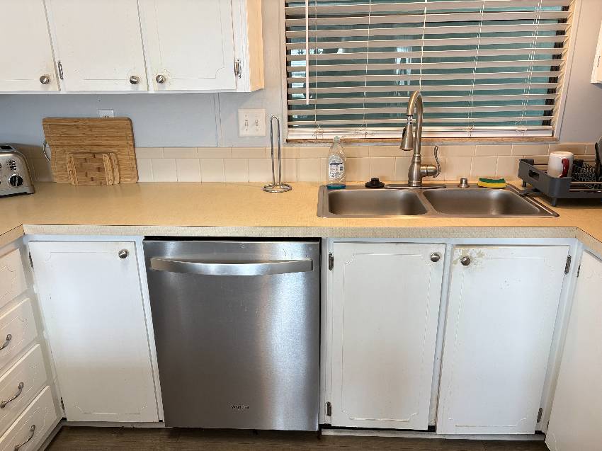 1172 Juanita Circle a Venice, FL Mobile or Manufactured Home for Sale