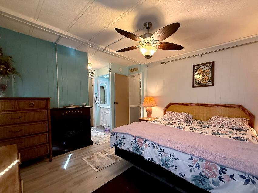 7204 Lakeshore Dr a Ellenton, FL Mobile or Manufactured Home for Sale