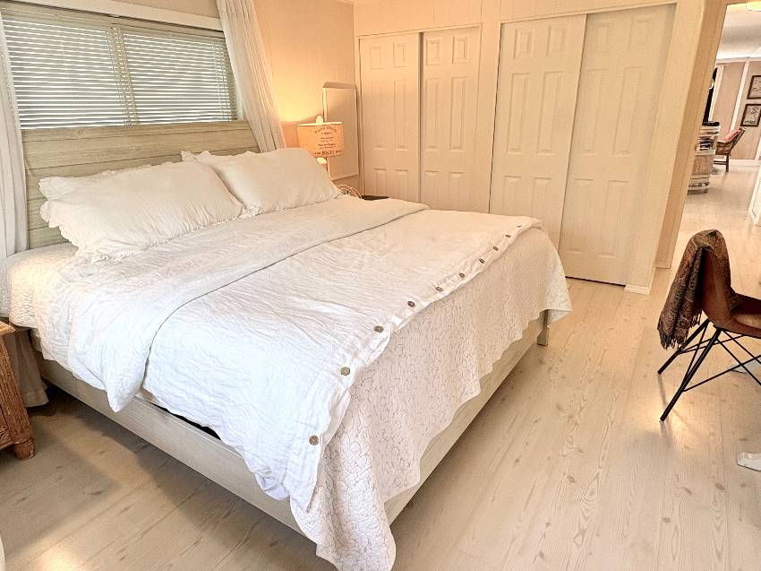 430 Andros a Venice, FL Mobile or Manufactured Home for Sale