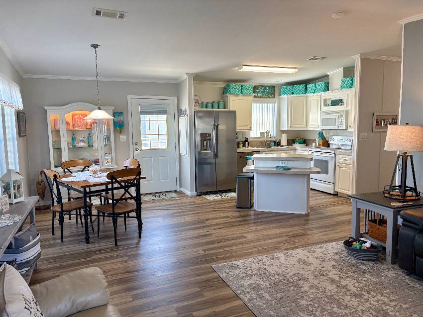 982 Cayman E a Venice, FL Mobile or Manufactured Home for Sale