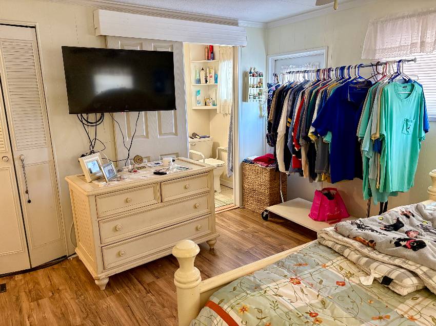 984 Freeport E a Venice, FL Mobile or Manufactured Home for Sale