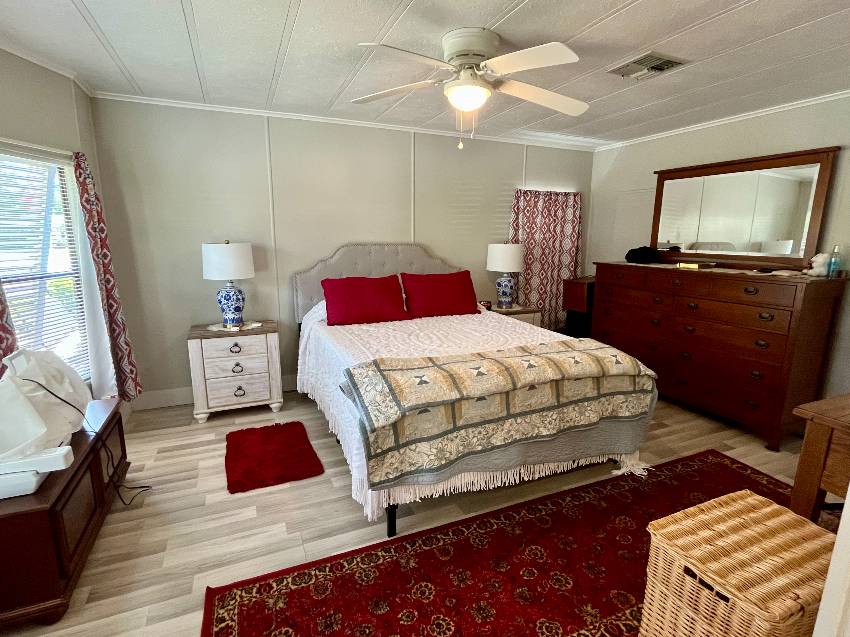 1203 N Indies Circle a Venice, FL Mobile or Manufactured Home for Sale