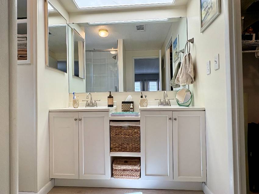 990 Questa E a Venice, FL Mobile or Manufactured Home for Sale