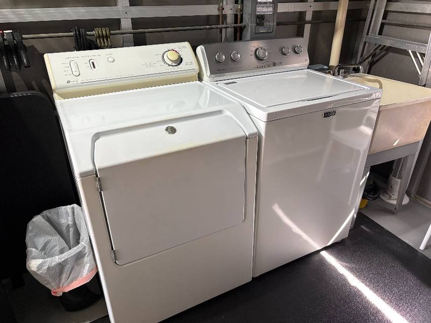 1280 S Indies Circle a Venice, FL Mobile or Manufactured Home for Sale