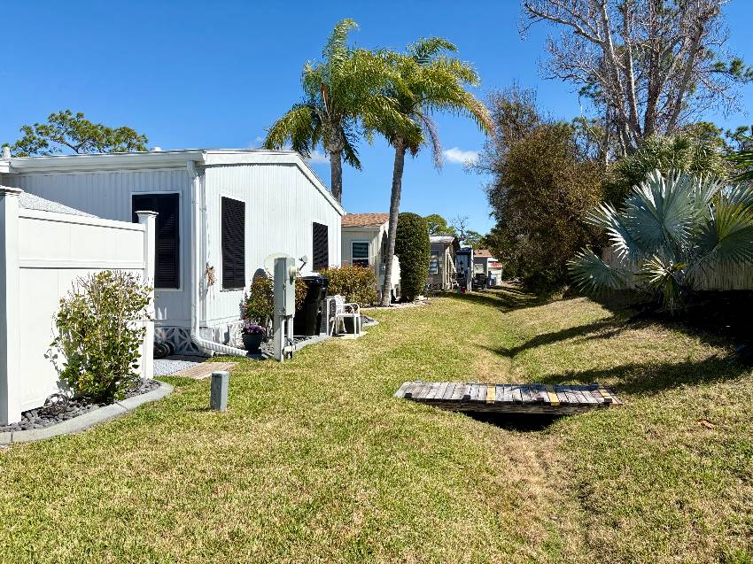 1280 S Indies Circle a Venice, FL Mobile or Manufactured Home for Sale