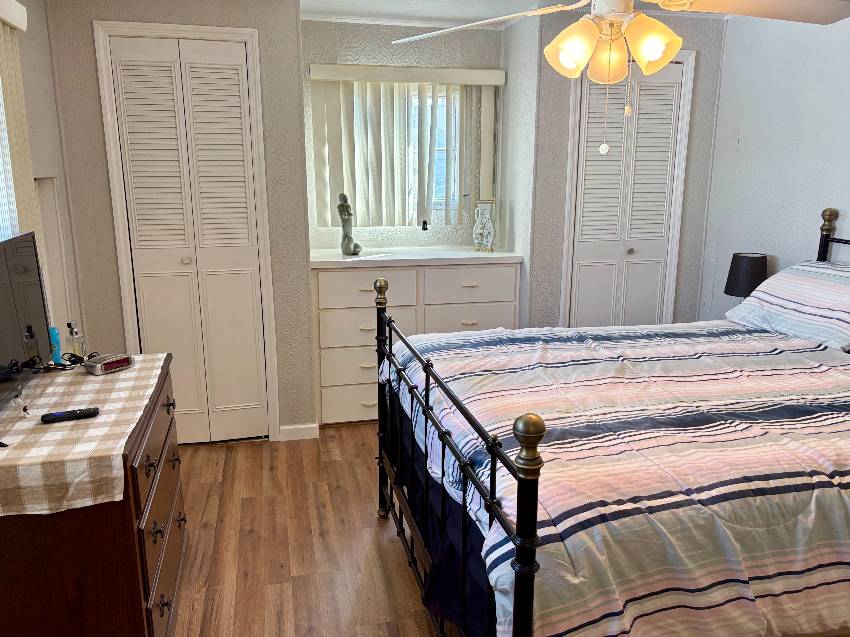 976 Freeport E a Venice, FL Mobile or Manufactured Home for Sale