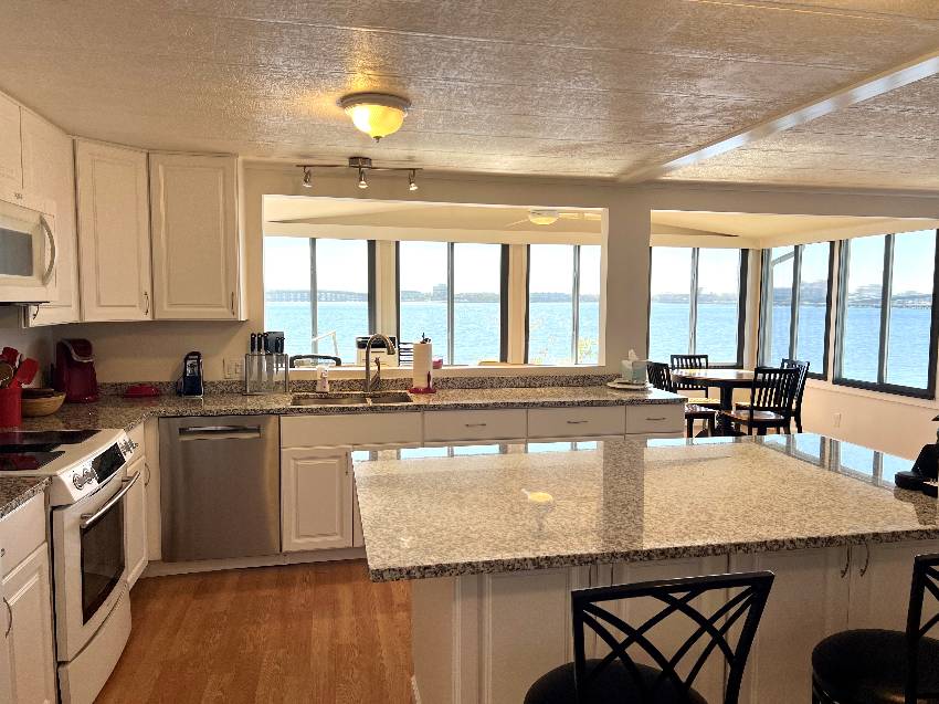 327 3rd St Dr W #11 a Palmetto, FL Mobile or Manufactured Home for Sale