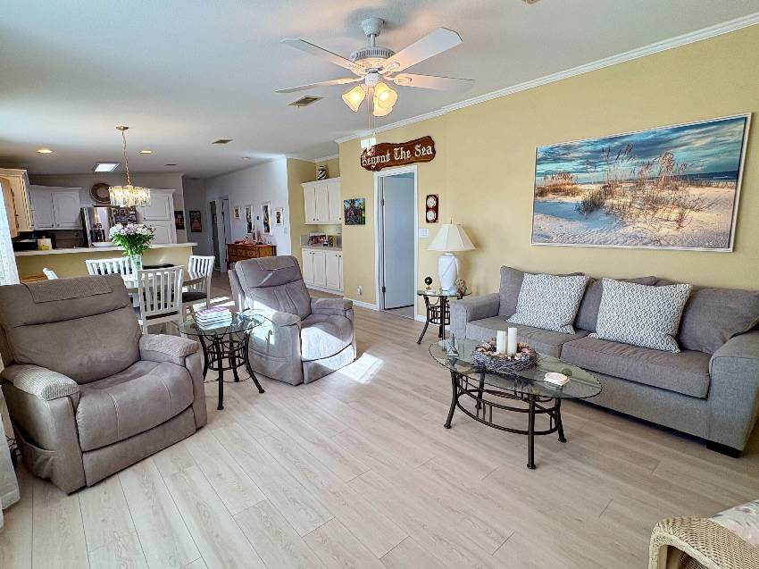 909 Eleuthera W a Venice, FL Mobile or Manufactured Home for Sale