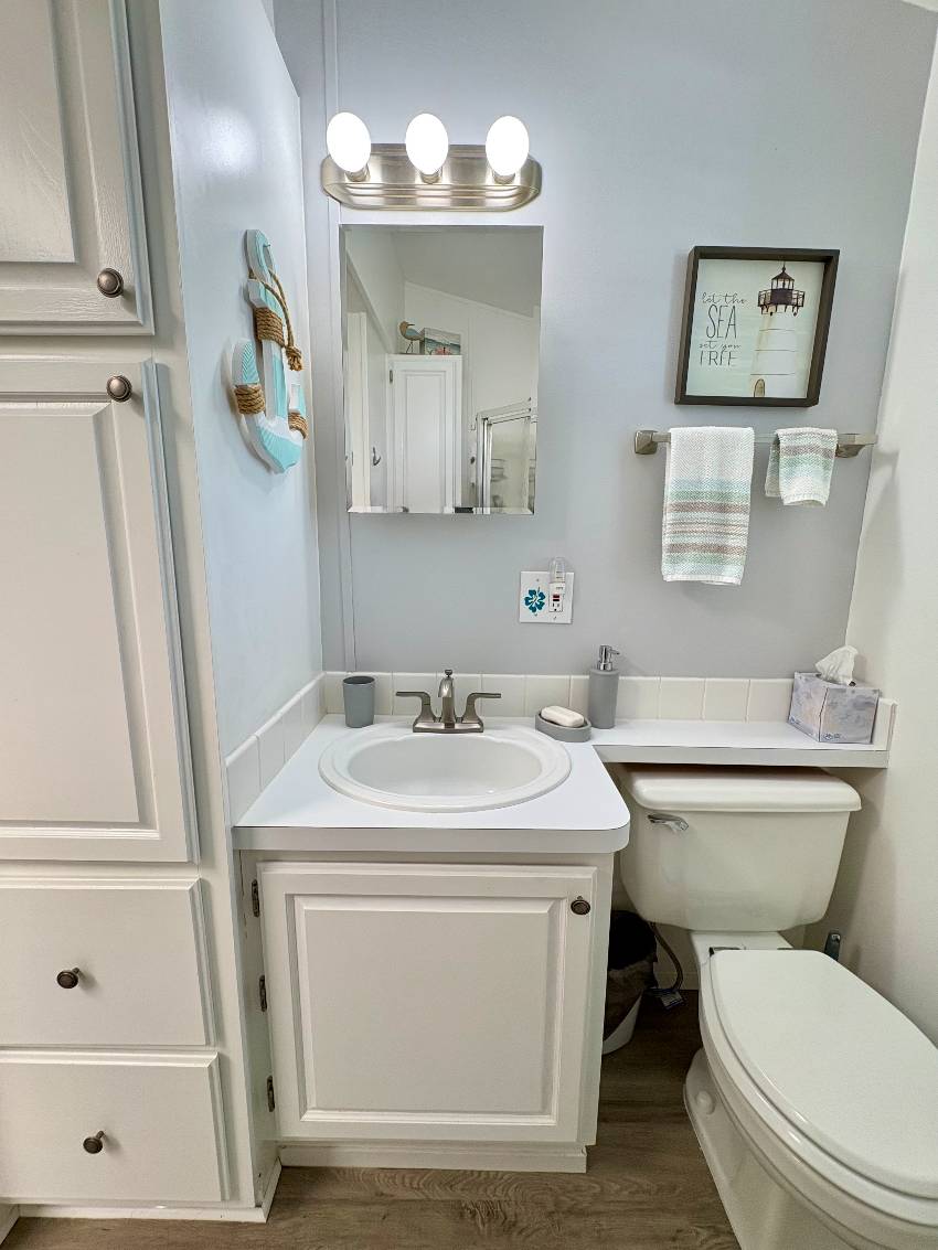 1300 N River Rd Lot R28 a Venice, FL Mobile or Manufactured Home for Sale