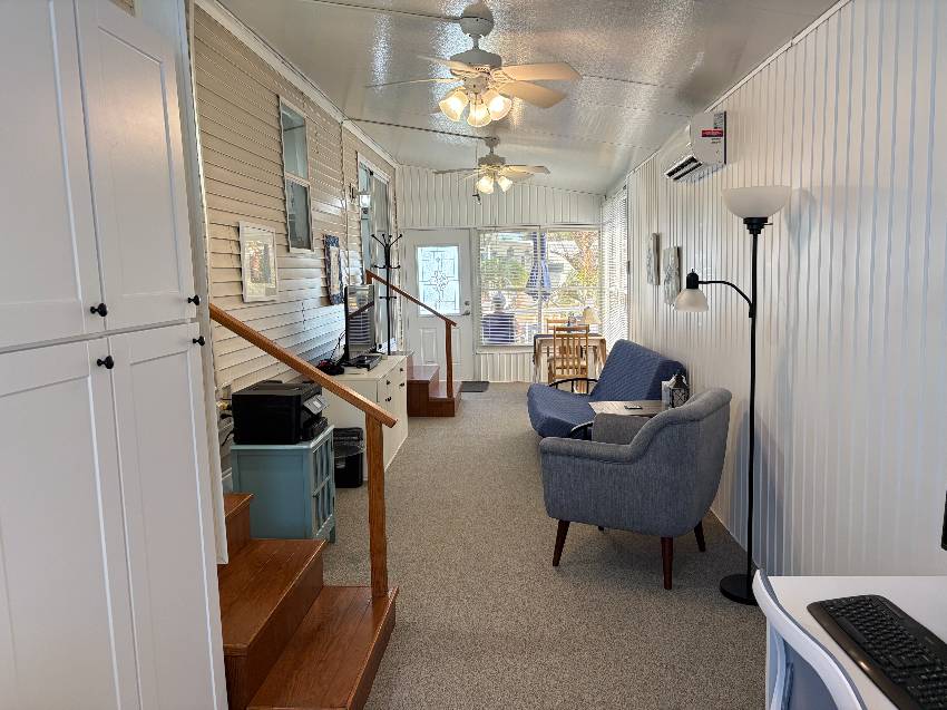 1300 N River Rd Lot R28 a Venice, FL Mobile or Manufactured Home for Sale