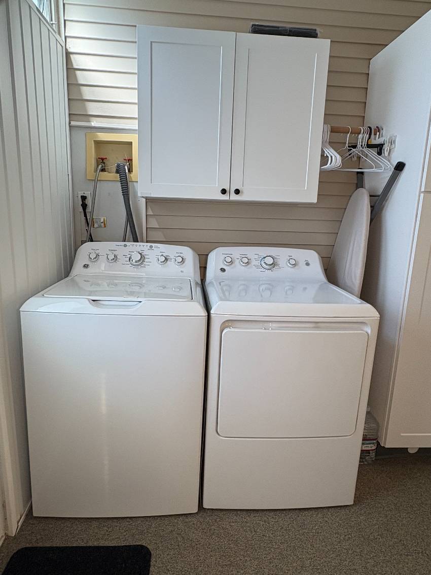 1300 N River Rd Lot R28 a Venice, FL Mobile or Manufactured Home for Sale