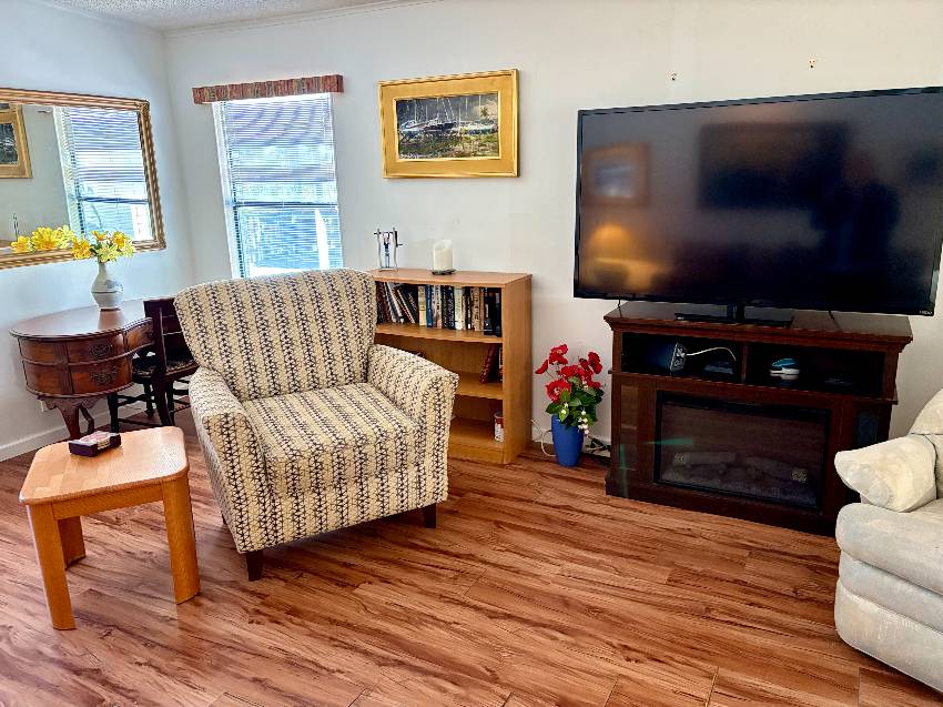 1262 N Indies Circle a Venice, FL Mobile or Manufactured Home for Sale