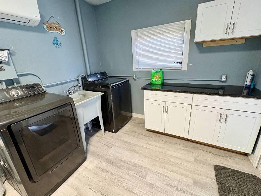 1241 N Indies Circle a Venice, FL Mobile or Manufactured Home for Sale