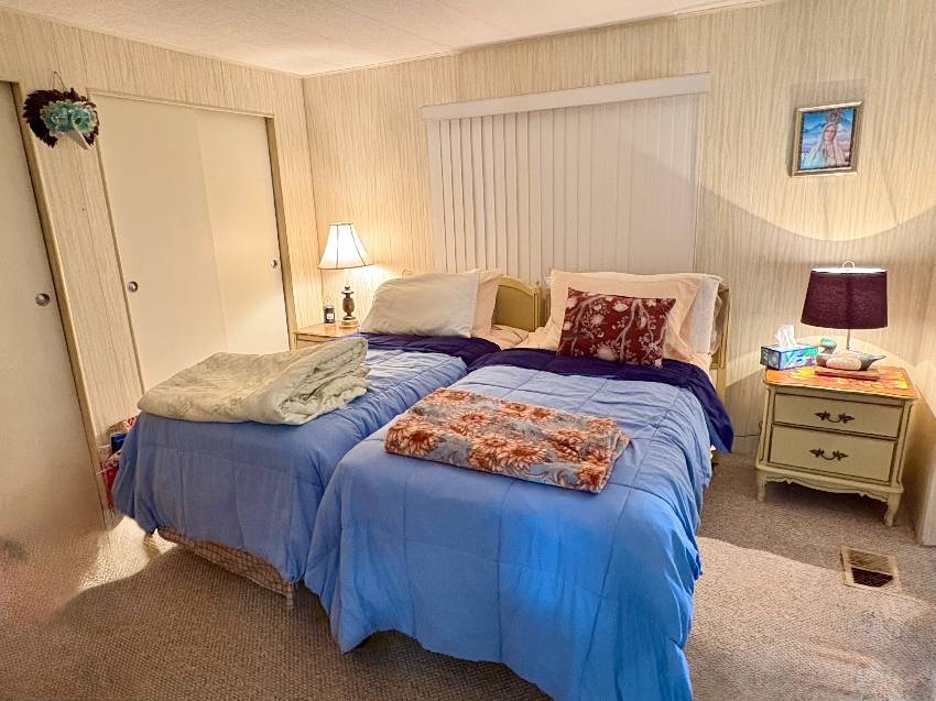 858 Dominica a Venice, FL Mobile or Manufactured Home for Sale