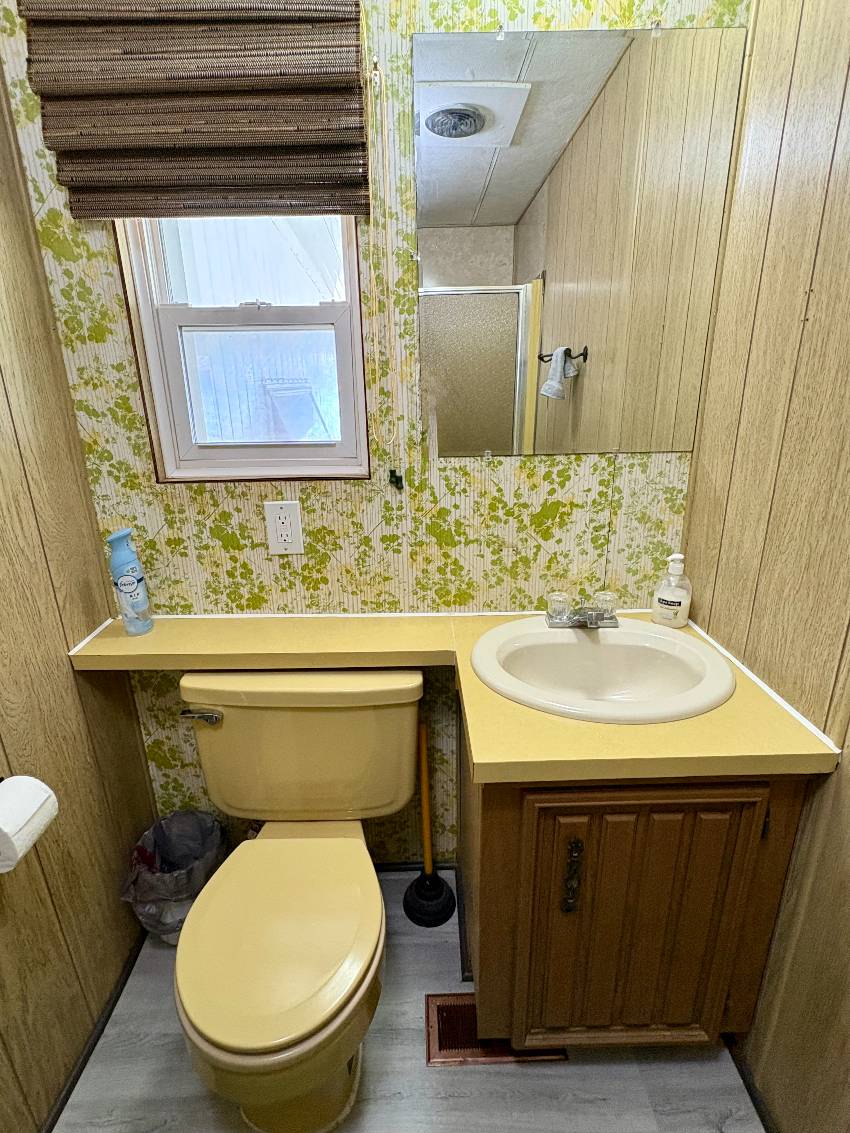 2487 Sylvia Lane a Venice, FL Mobile or Manufactured Home for Sale