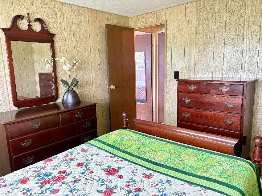 2487 Sylvia Lane a Venice, FL Mobile or Manufactured Home for Sale