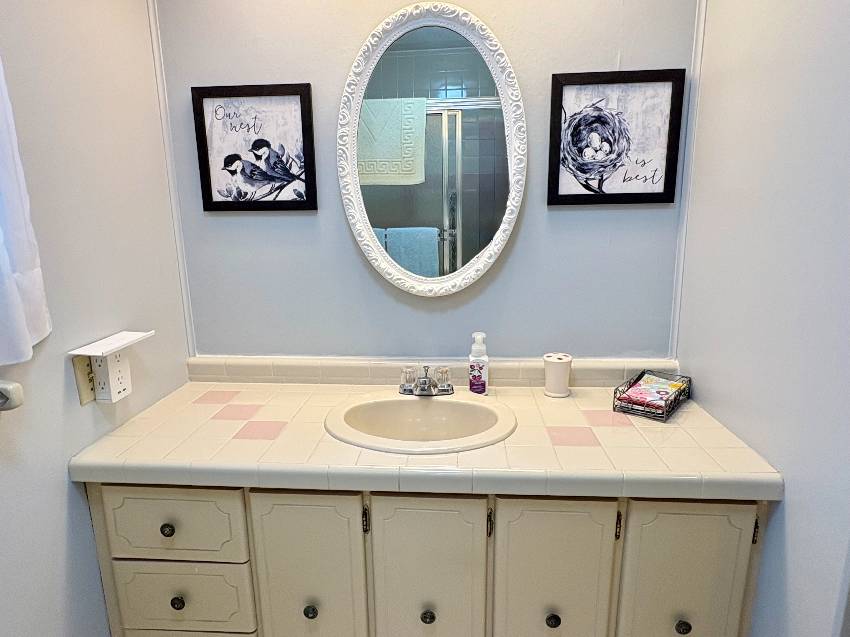 933 Questa W a Venice, FL Mobile or Manufactured Home for Sale