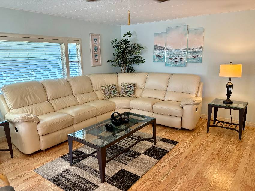 933 Questa W a Venice, FL Mobile or Manufactured Home for Sale