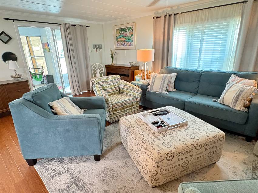 989 Eleuthera E a Venice, FL Mobile or Manufactured Home for Sale