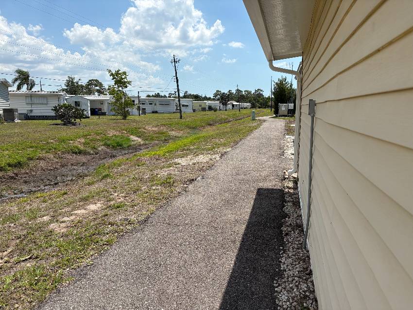 989 Eleuthera E a Venice, FL Mobile or Manufactured Home for Sale