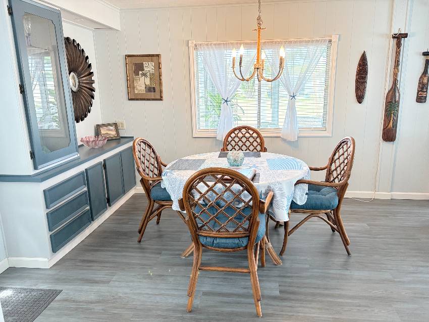 414 Zacapa a Venice, FL Mobile or Manufactured Home for Sale