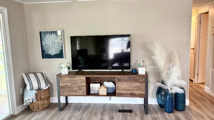 936 Xanadu a Venice, FL Mobile or Manufactured Home for Sale