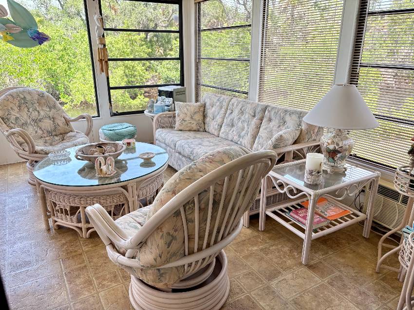 1265 N Indies Circle a Venice, FL Mobile or Manufactured Home for Sale